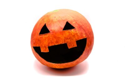 Les astuces pour fabriquer une citrouille d’Halloween en papier mâché